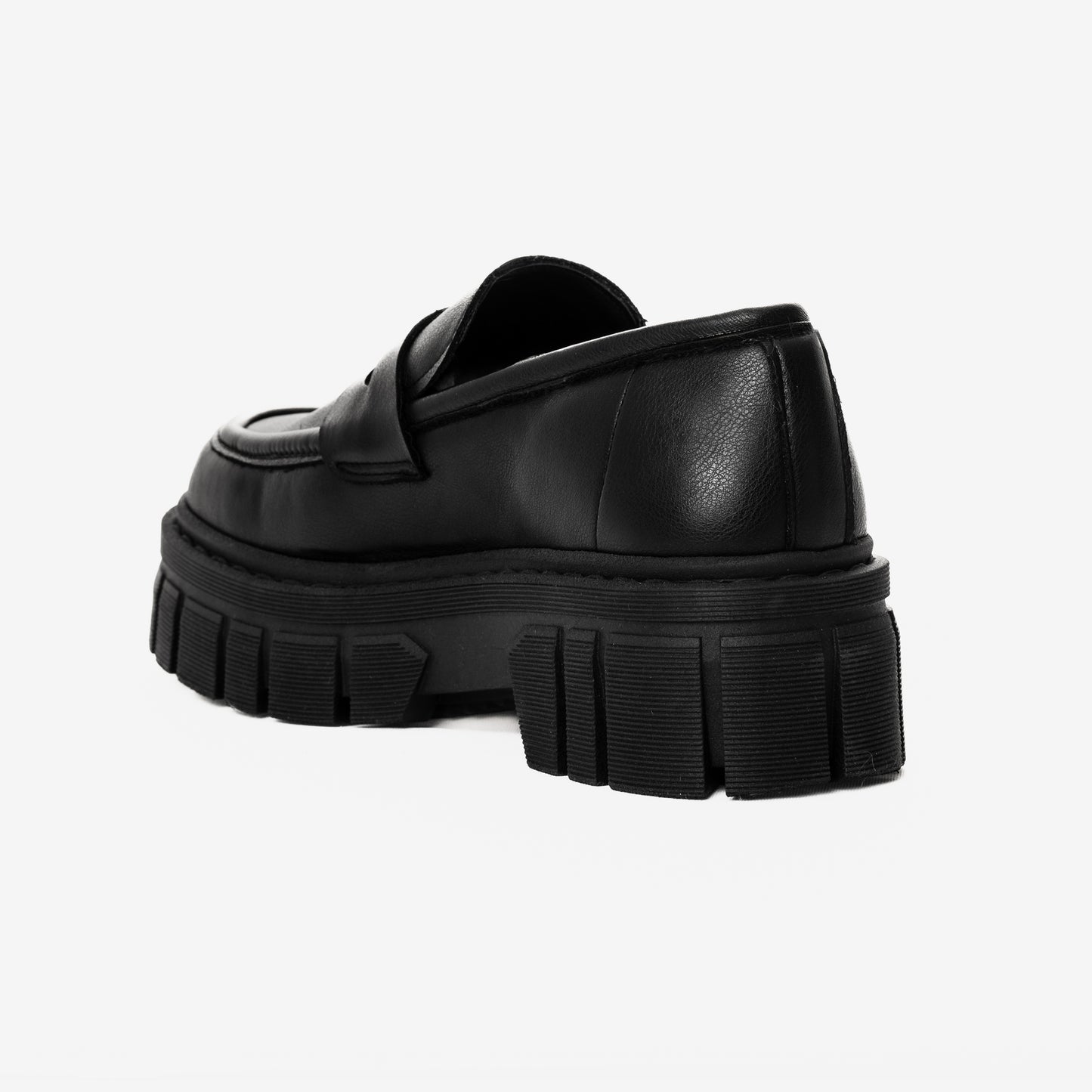 Moccasin: PRECIOUS BLACK in vegan leather