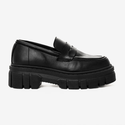 Moccasin: PRECIOUS BLACK in vegan leather